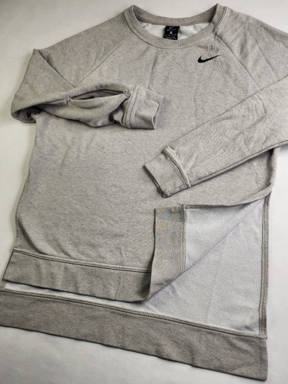 Nike Dri-FIT Womens XS Gray Watch Window Get Fit Training Drop Tail Sweatshirt